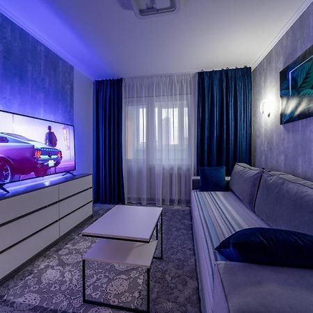Modern 3 Bedroom Apartment Kiev Ngoại thất bức ảnh