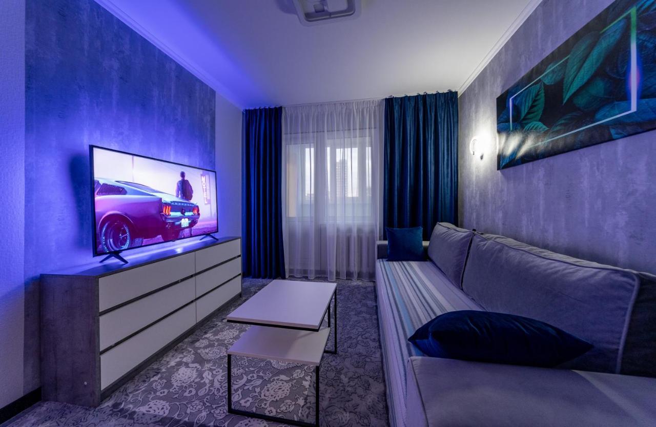 Modern 3 Bedroom Apartment Kiev Ngoại thất bức ảnh
